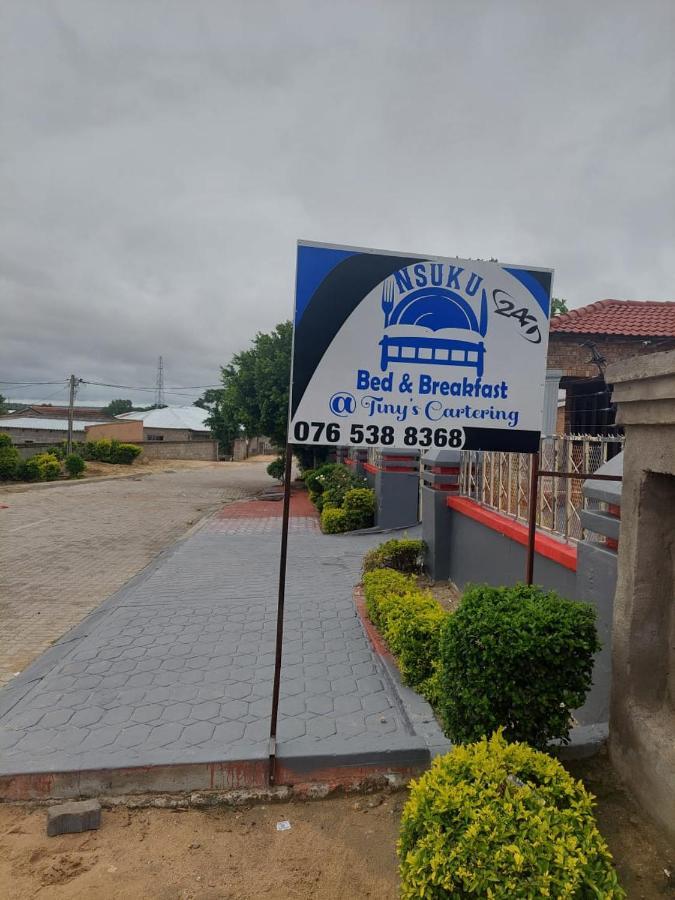 Nsuku Bed And Breakfast Thulamahashi Buitenkant foto